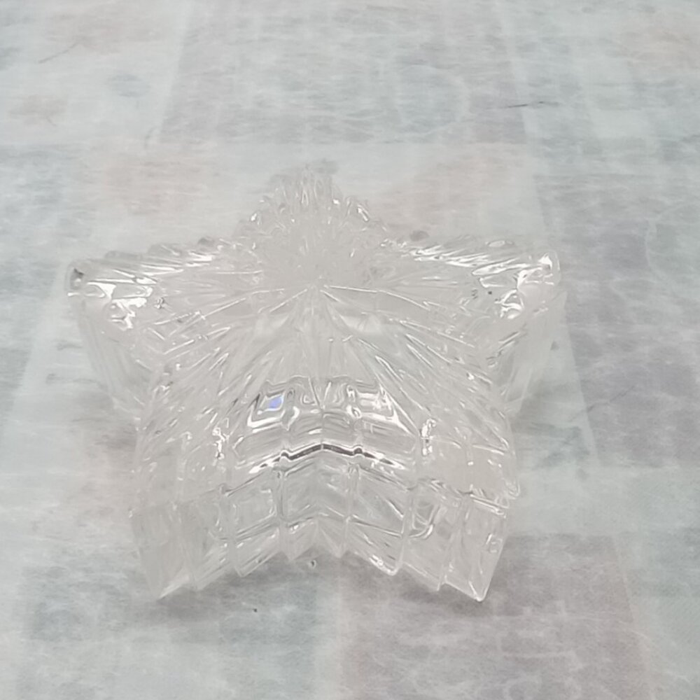 Vintage Glass Star Dish – Crystal Clear Trinket Tray - Picture 2 of 5